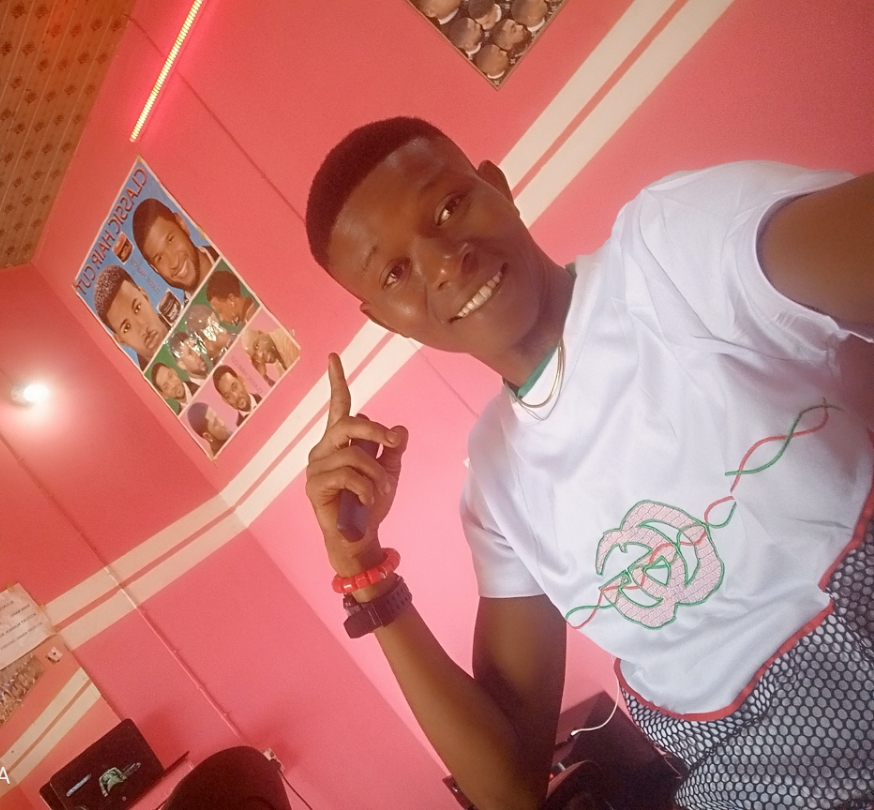 Meet Onyeweaku Wisdom Bekee: Talented Blogger Behind 9ja2nice Media
